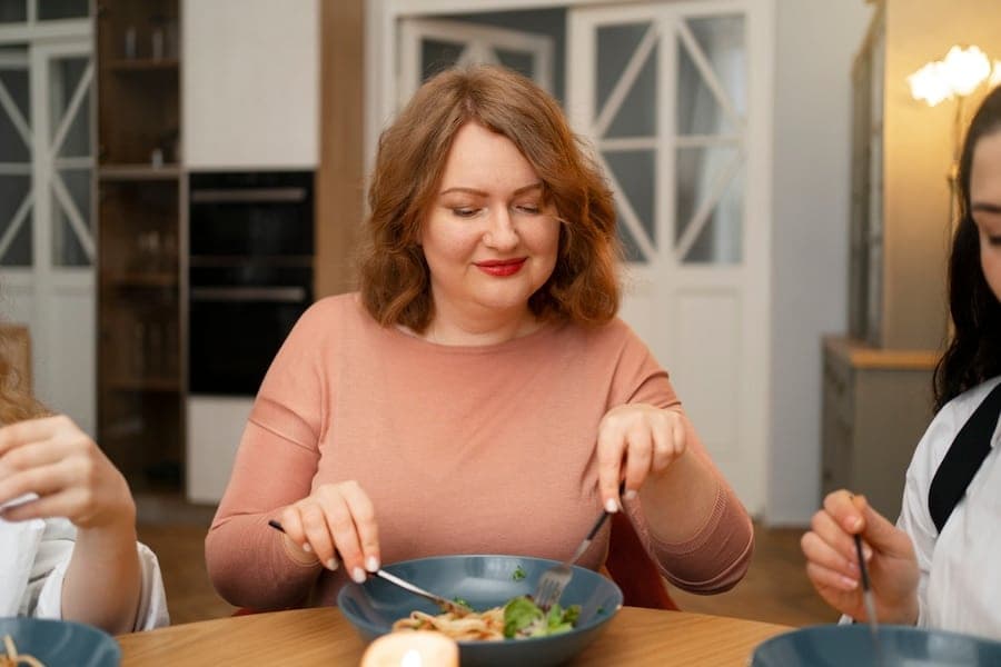 How to Recognize When You Need Eating Disorder Treatment